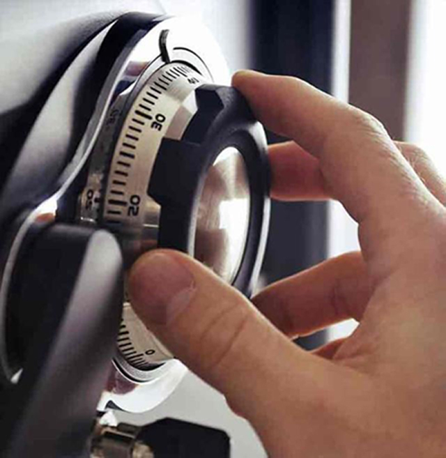 康定开锁多少钱一次-密码箱开锁电话