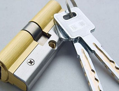 康定24小时上门开锁公司